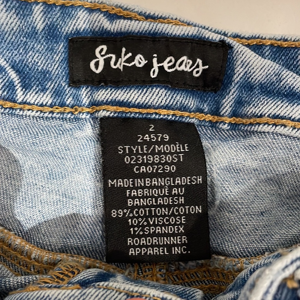Jean - Picture 2 of 2